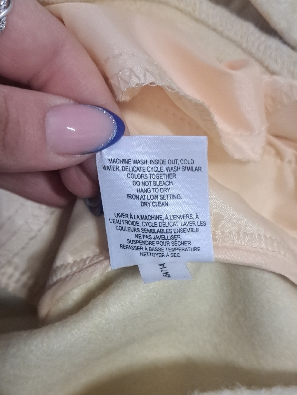 Reitmans Cream Button-Up Utility Shacket - Picture 4 of 8